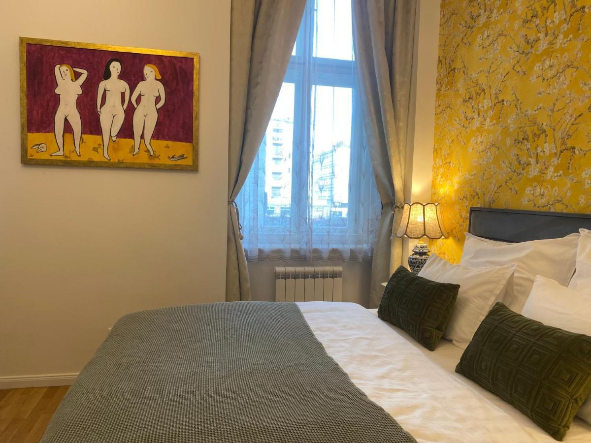 Ferienwohnung Nana Flat Prag Exterior foto